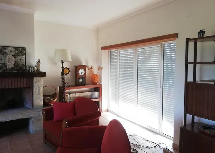 Gomes Pedro * تومار